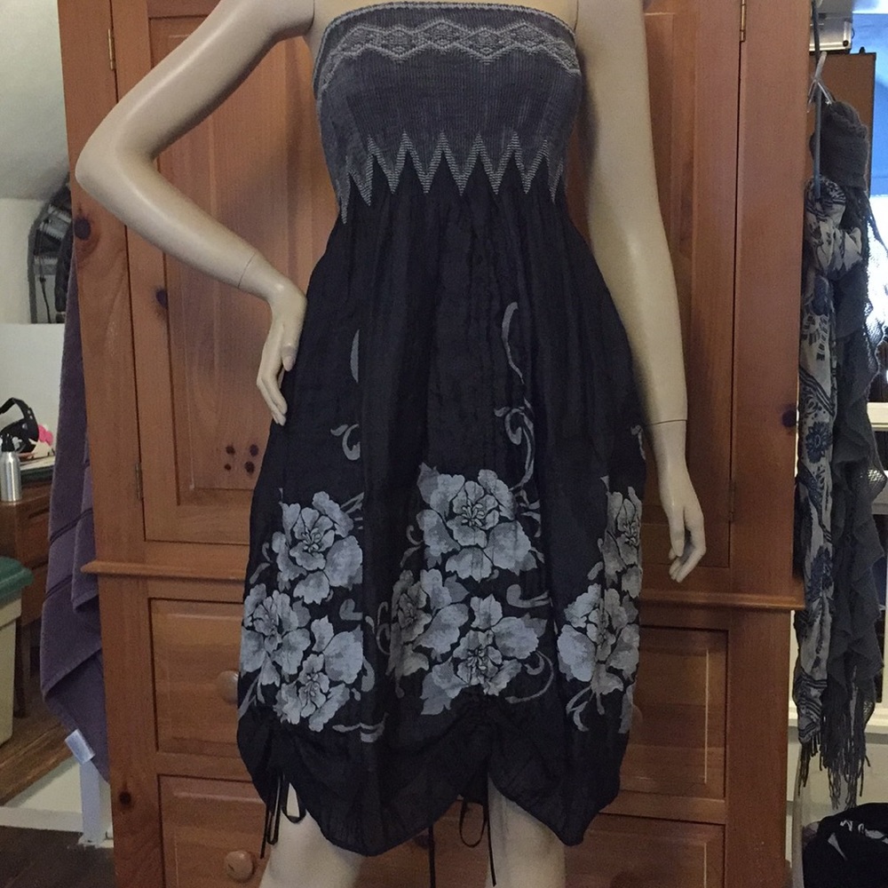 Lapis Brand Strapless Dress Floral Pattern